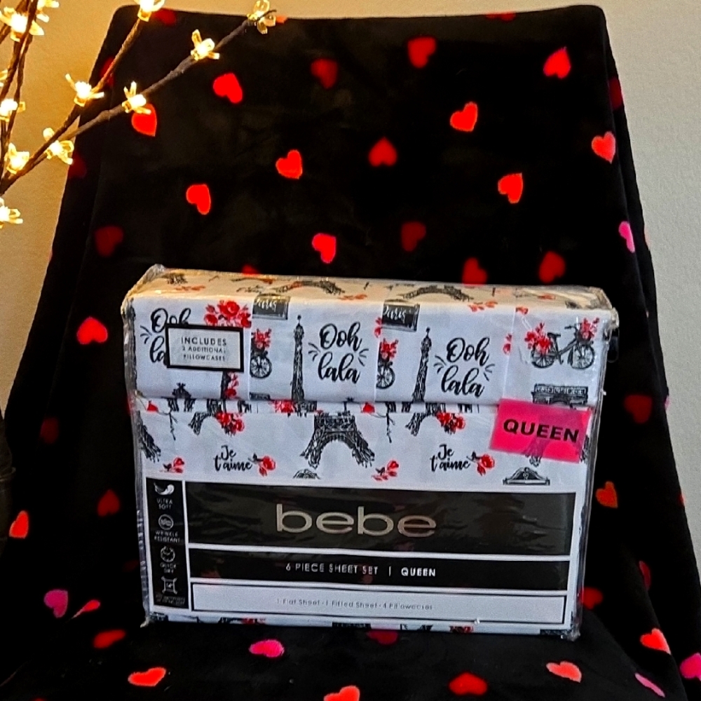 Bebe Queen Sheet Set with Eiffel Tower Design